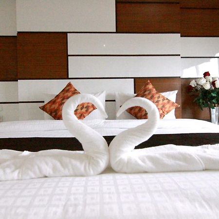 Ttt Hotel Hat Yai Dış mekan fotoğraf